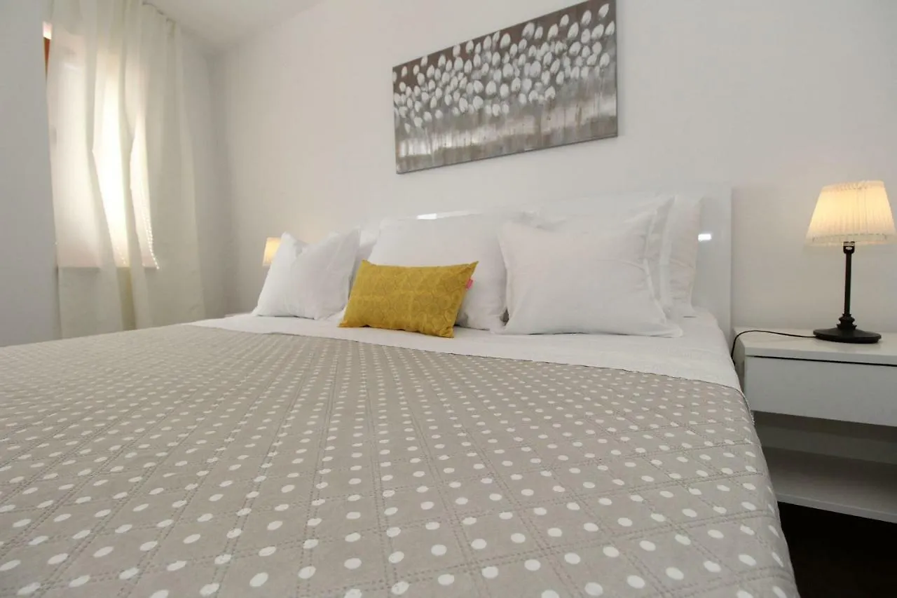 Vila Nainer Pag Town Apartament