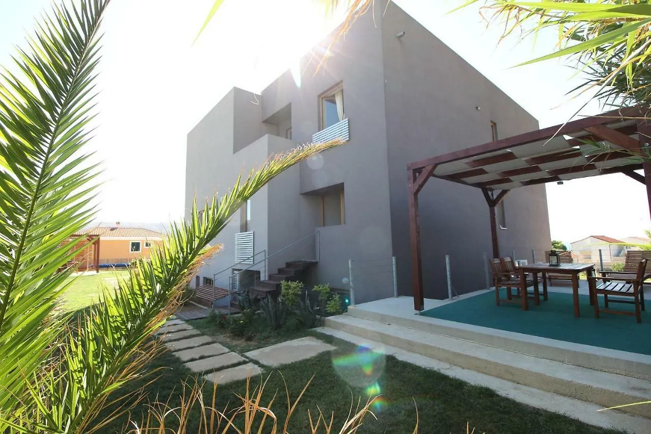 Vila Nainer Pag Town 0*,  Croatia