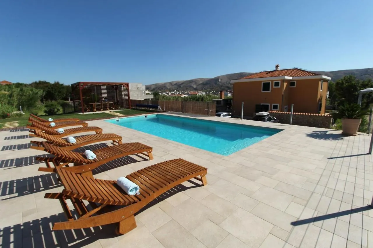 Apartment Vila Nainer Pag Town