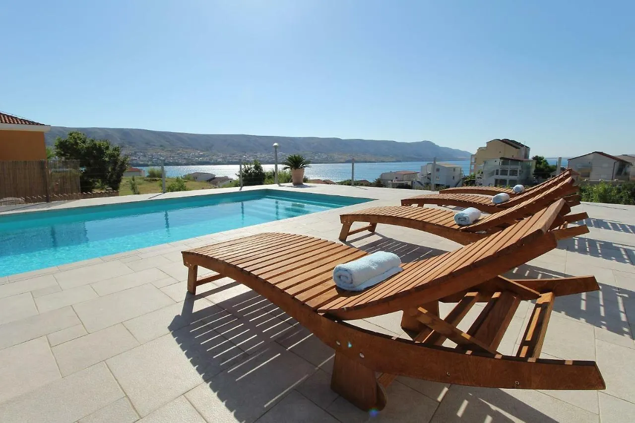 Vila Nainer Pag Town 0*,  Kroatien